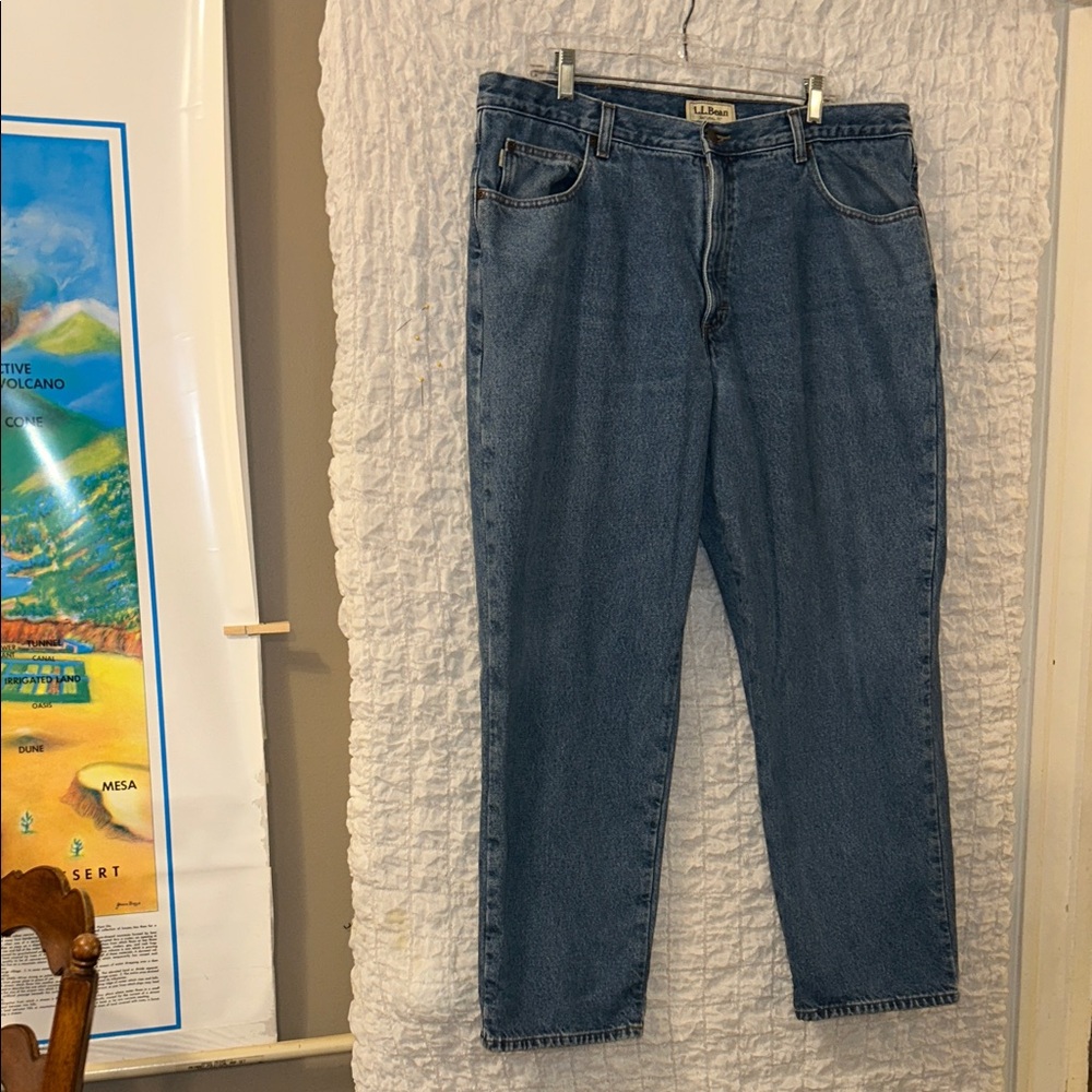 L.L. Bean Natural Fit: Flannel Lined Jeans, Size 40X30 (measures 39X29)